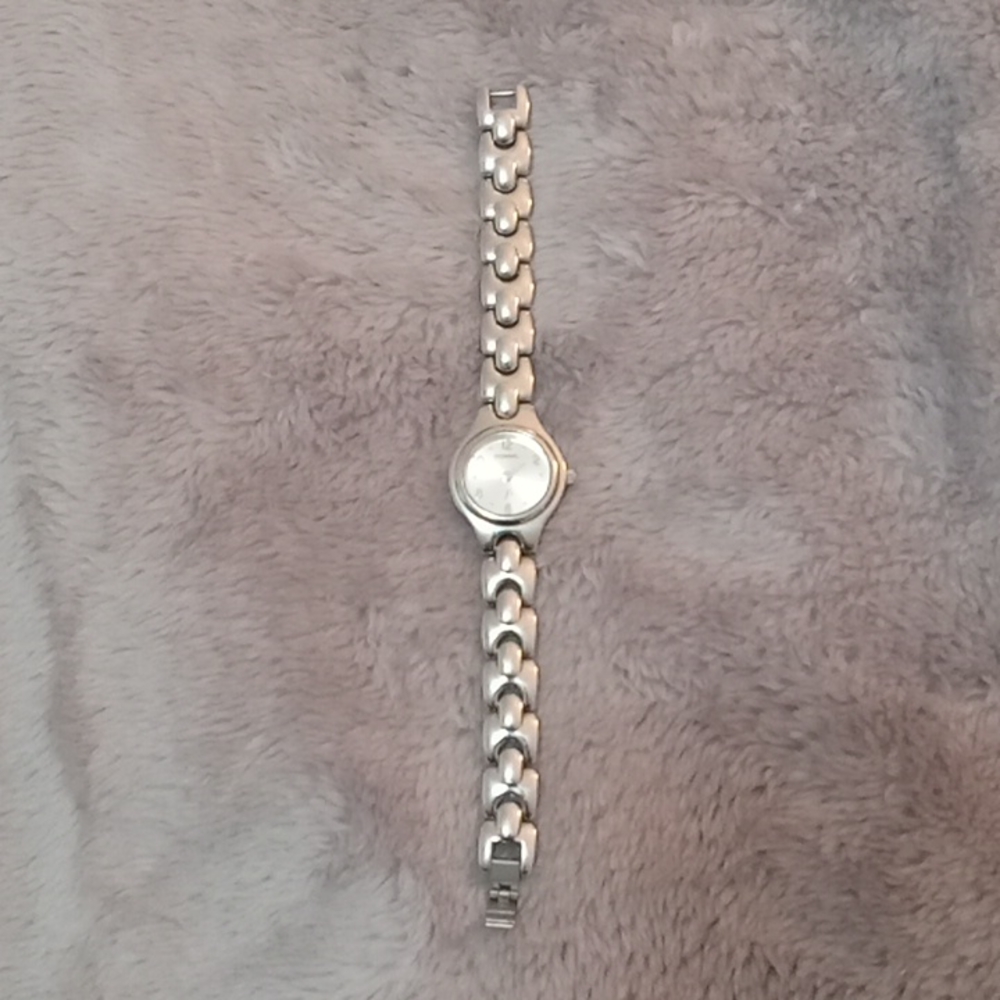 Silver  Watch - Picture 2 of 3